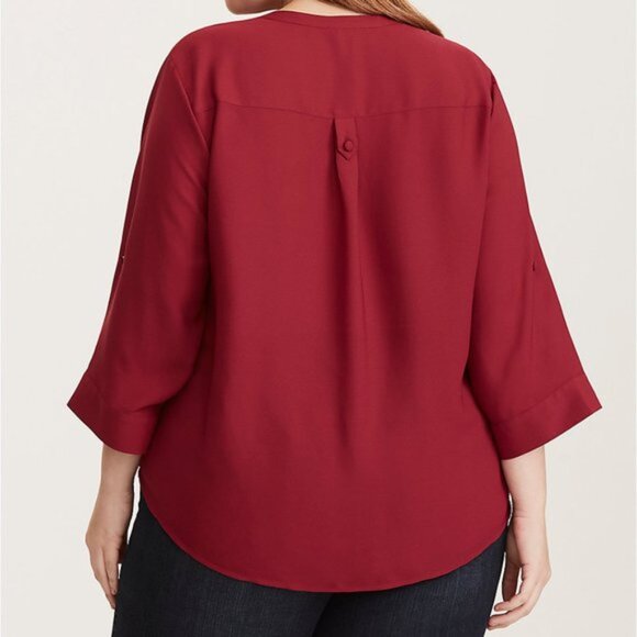 Torrid Georgette Pullover Blouse Beet Red - Size 4 - Picture 2 of 5